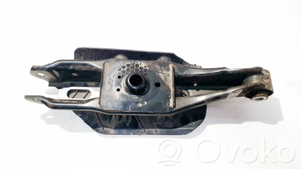 Basculă superioară spate   1EA505311H,1EA505311H