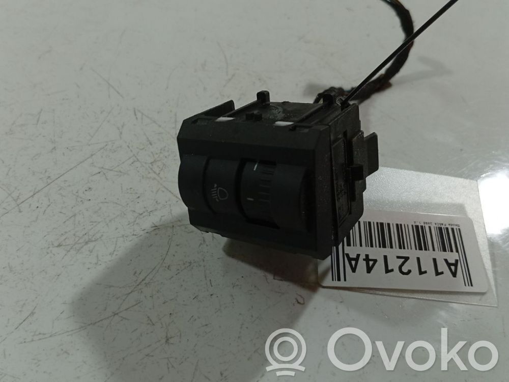 Skoda Fabia Mk2 (5J) Comutator control nivel faruri 
