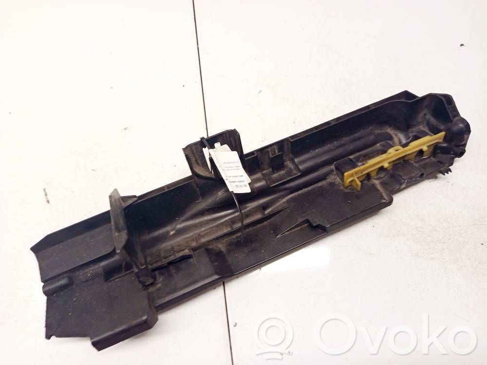 BMW 3 E90 E91 Staffa di montaggio del radiatore 