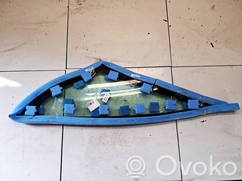 Citroen C4 Grand Picasso Finestrino/vetro triangolo anteriore