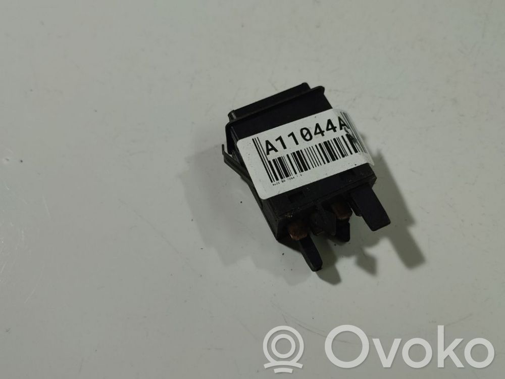 Audi 80 90 S2 B4 Comutator lumini pericol 