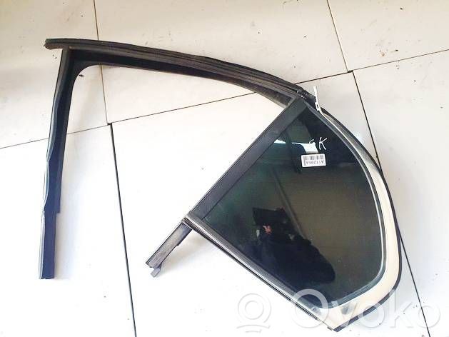 Skoda Superb B6 (3T) Geam lateral spate 