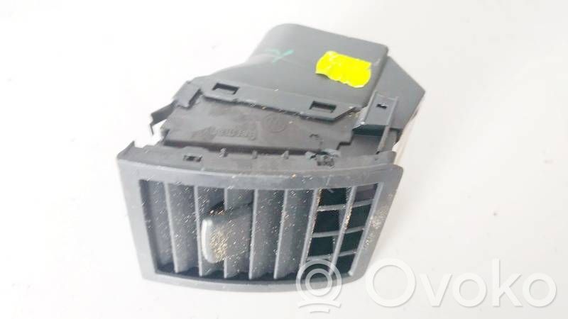 Volkswagen Touareg I Grilă ventilație centrală 