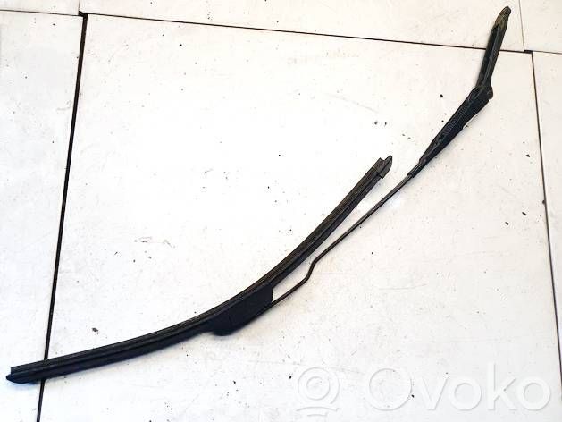 Opel Astra H Braccio della spazzola tergicristallo anteriore 