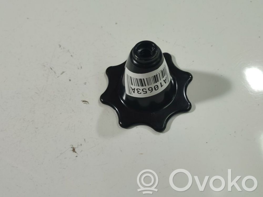 Saab 9-5 Boulon de roue de secours