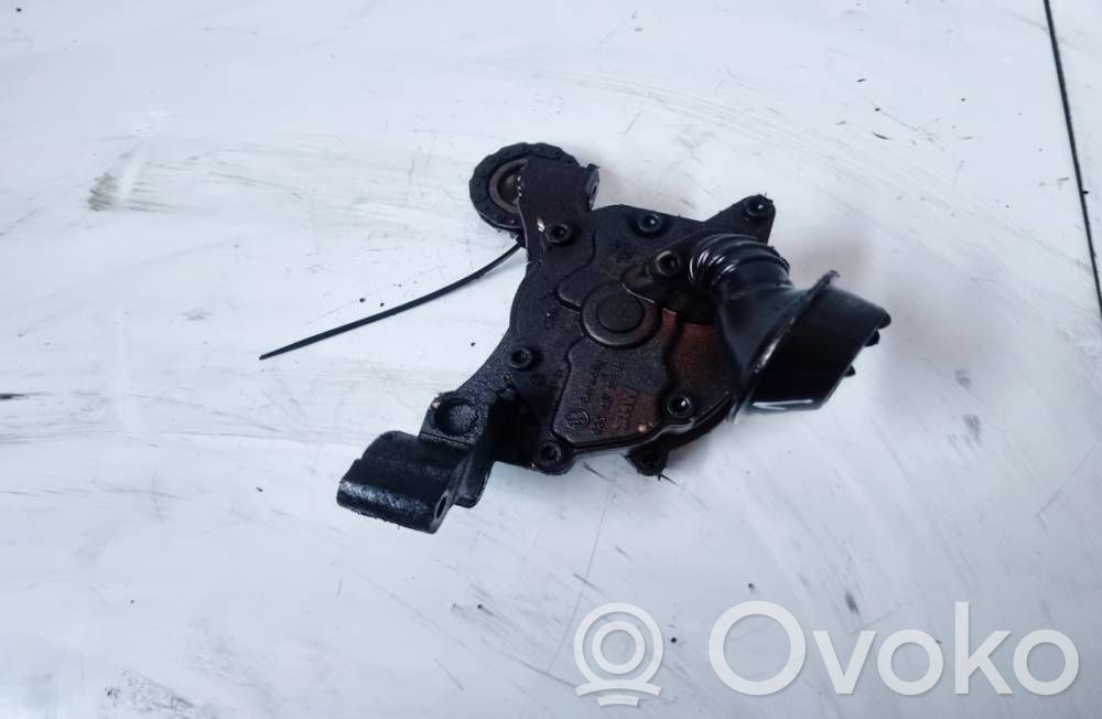 Volkswagen Touran I Bomba de aceite 
