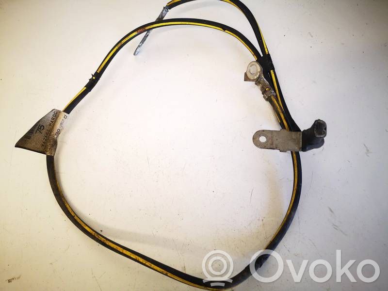 Pluskaapeli (akku)   240805FA0A,240805FA0A