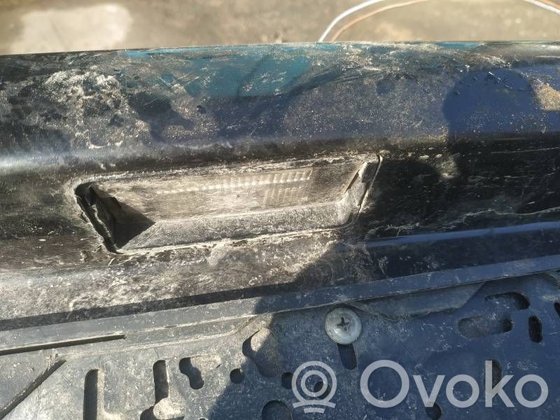 Éclairage de plaque d'immatriculation