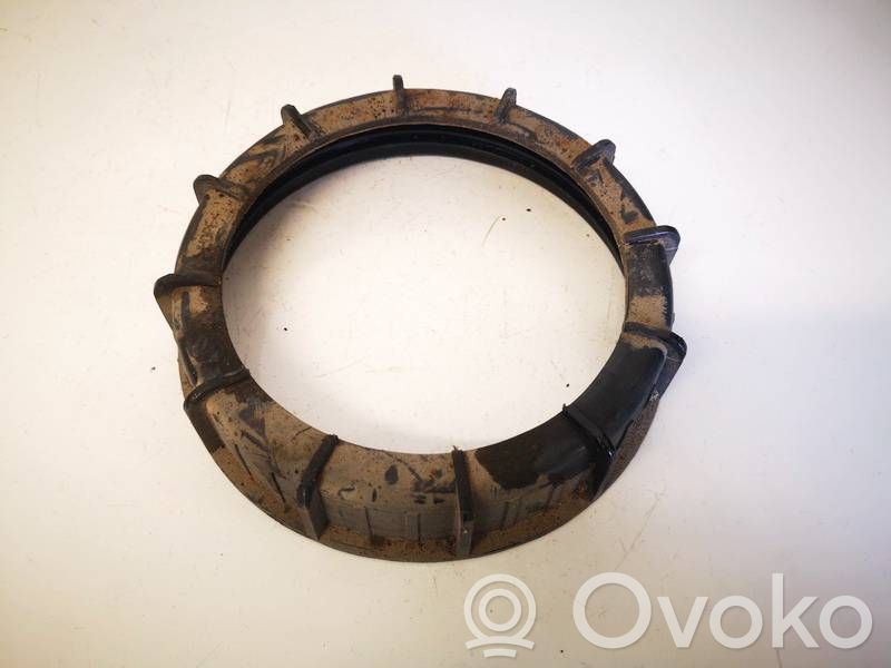 Ford Fiesta Inel/piuliță fixare pompă combustibil înecată 