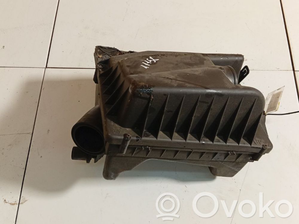 Opel Astra H Cutie filtru aer 