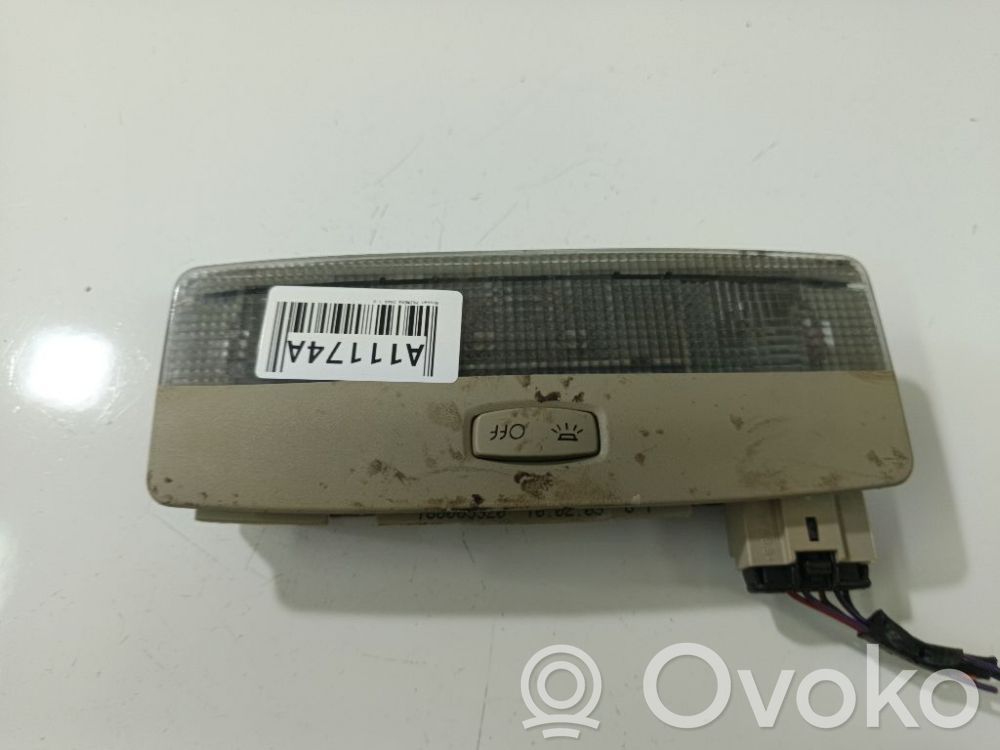Nissan Primera Luz del asiento trasero