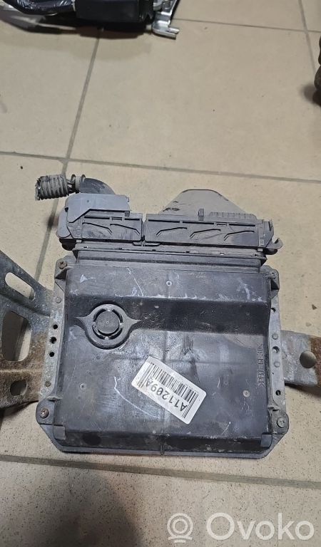 Toyota Yaris Engine control unit/module 