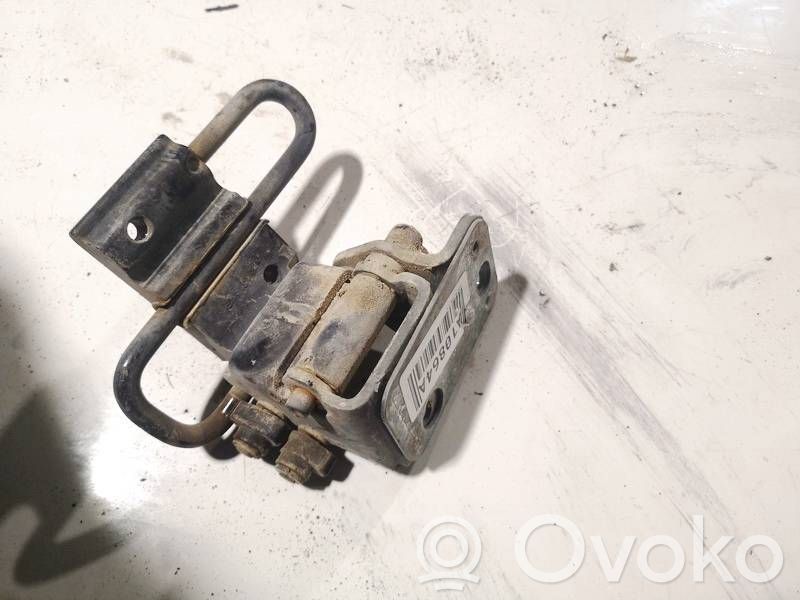 Audi A6 S6 C5 4B Charnière supérieure de porte avant 