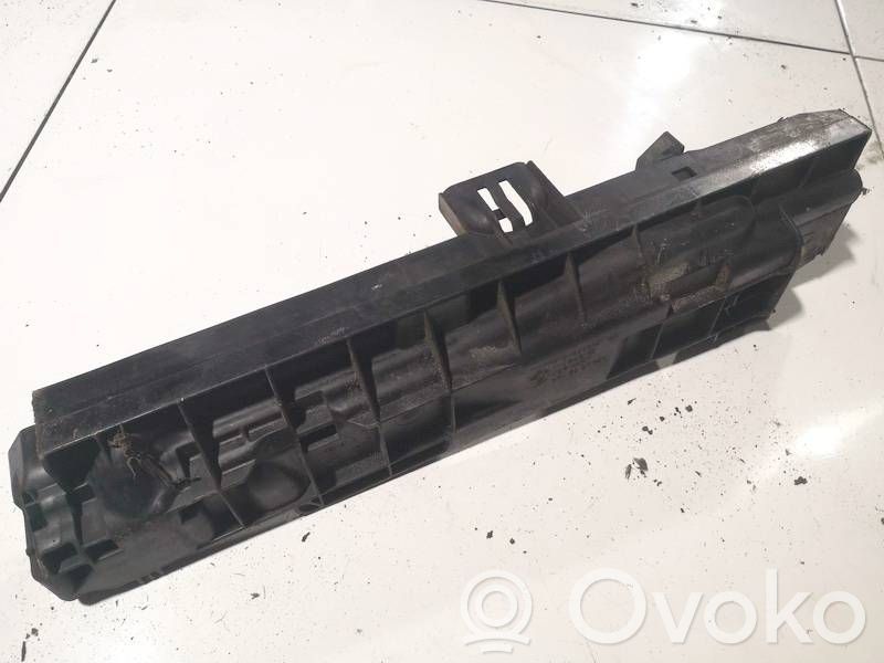 BMW 3 E90 E91 Staffa di montaggio del radiatore 
