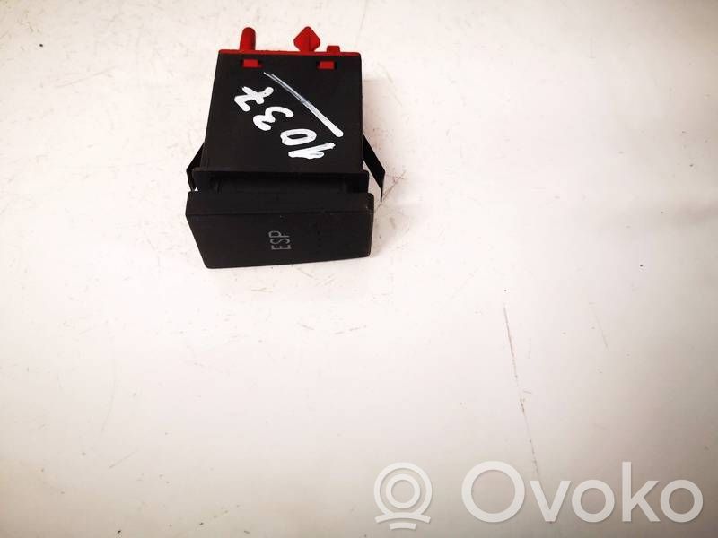 Bouton interrupteur programme de stabilité ESP   3B0927134A,3B0927134A,3B0927134A