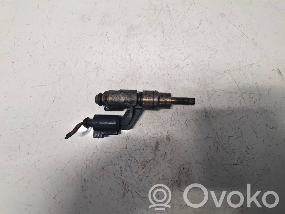 Volkswagen Golf V Injector combustibil 