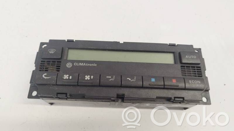 Volkswagen PASSAT B5.5 Unitate control climatizare 