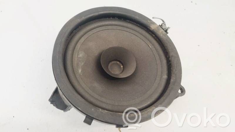 Volvo V70 Altavoz de la puerta delantera 