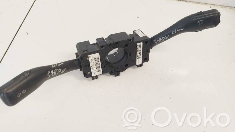 Audi A3 S3 8L Leva/interruttore dell’indicatore di direzione e tergicristallo 