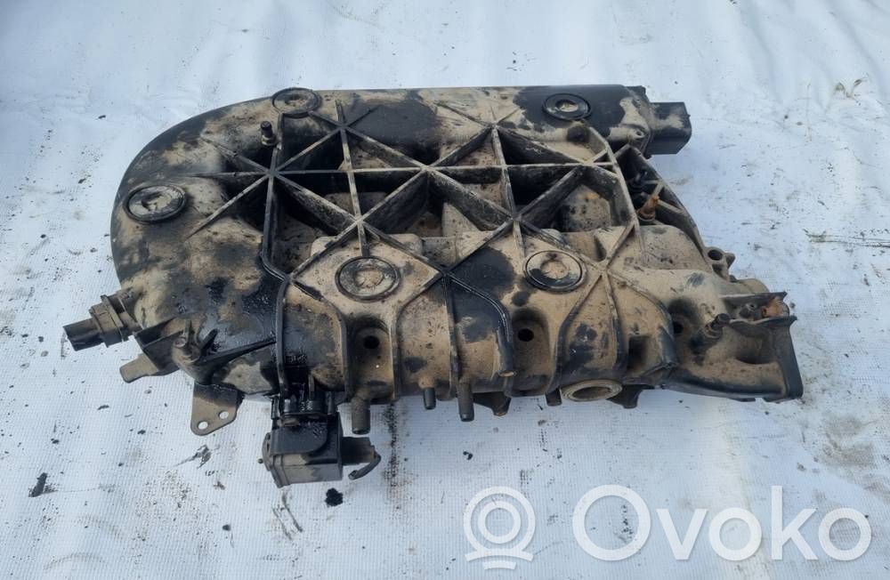 Chrysler Pacifica Kolektor ssący 