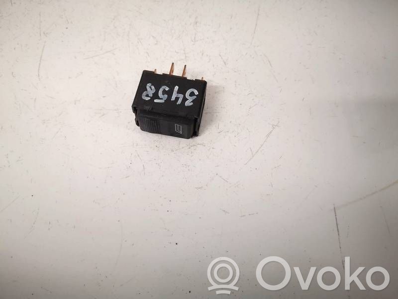 Audi A6 S6 C4 4A Interruttore di controllo dell’alzacristalli elettrico 