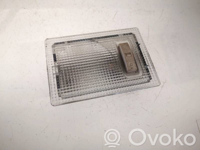 Opel Corsa D Takaistuimen valo 