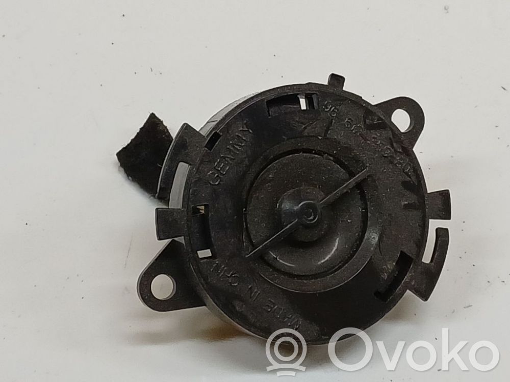 Citroen C4 I Picasso Front door speaker 