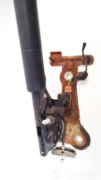 Peugeot 207 Frein à main / assemblage du levier 