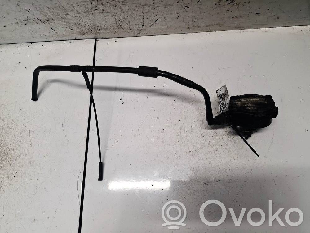 Mercedes-Benz E W211 Pompa a vuoto 
