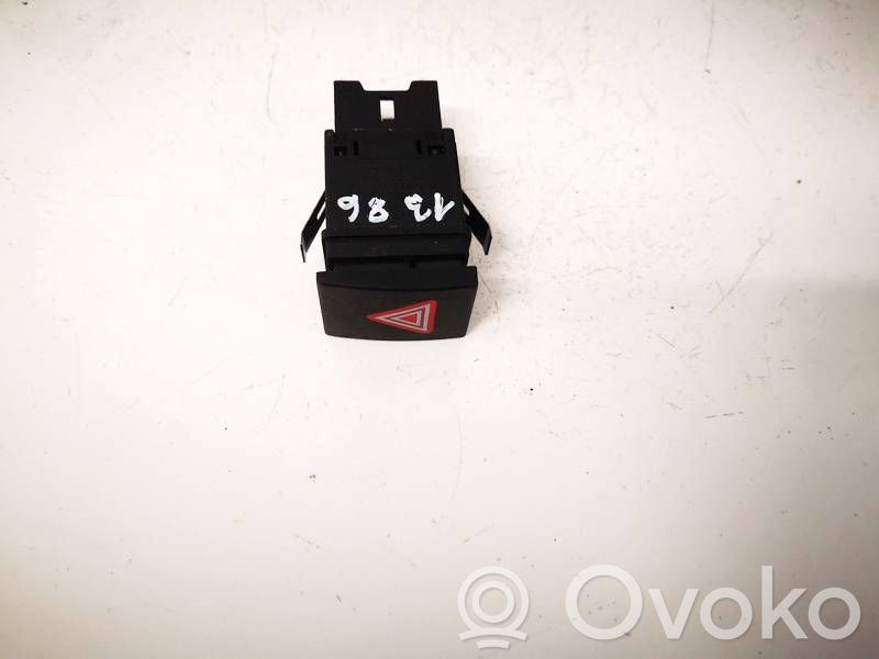 Volkswagen Polo IV 9N3 Comutator lumini pericol 