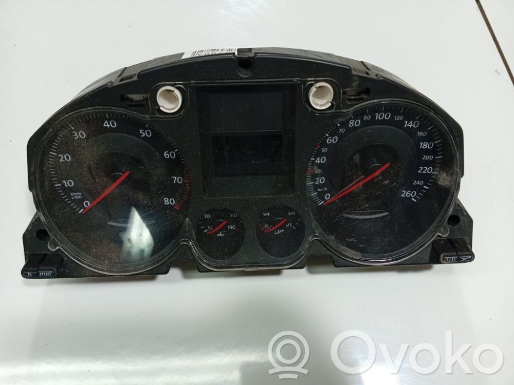 Volkswagen PASSAT B6 Tachimetro (quadro strumenti) 