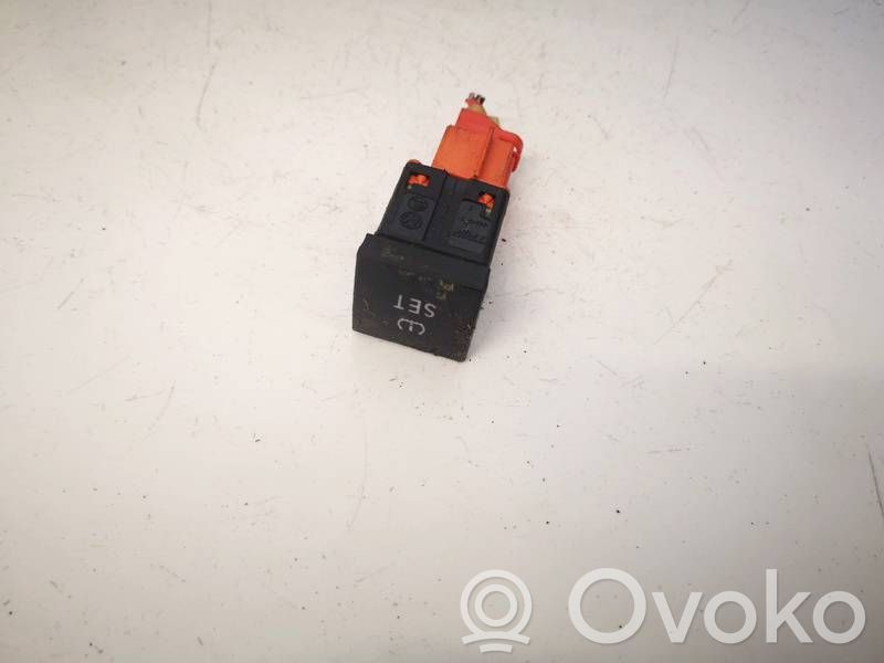 Volkswagen Jetta VI Otros interruptores/perillas/selectores