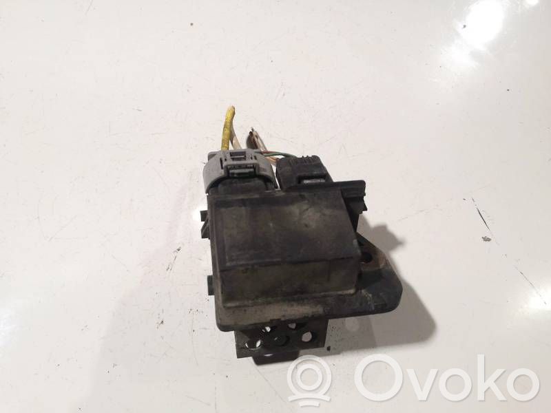 Rezystor / Opornik dmuchawy nawiewu   9673999880,9673999880,F2182003,F2182014,P0421021,R04270314