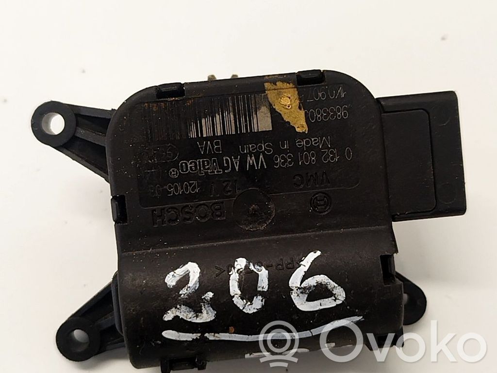 Volkswagen PASSAT B6 Motorino attuatore aria 