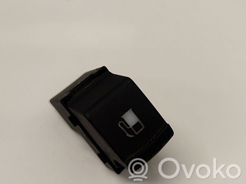 Volkswagen PASSAT B5.5 Interruttore apertura sportello carburante