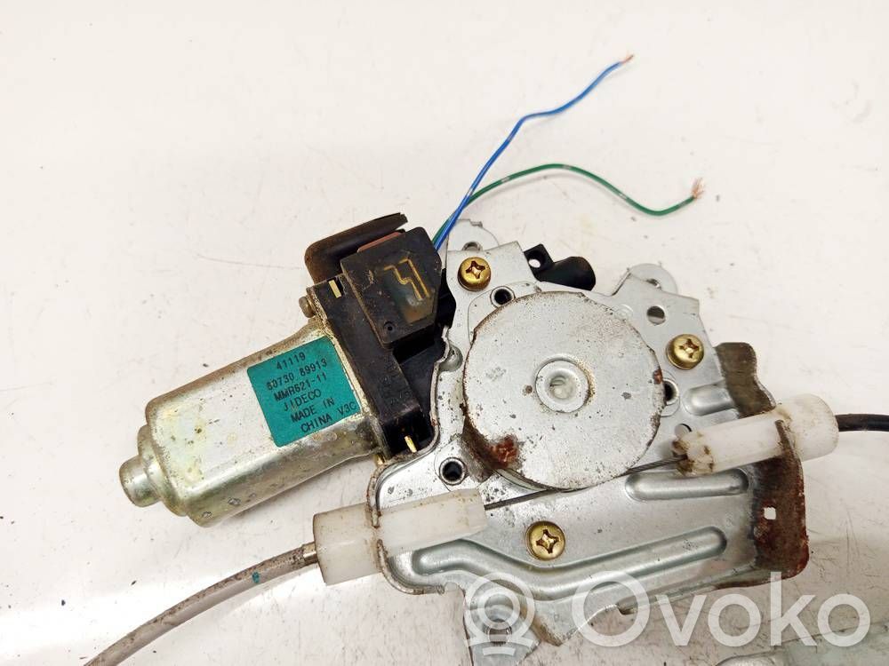 Nissan X-Trail T30 Motor macara geam ușă spate 