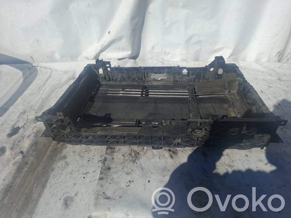 Панель радиаторов   GN158B041A,GN158B041A
