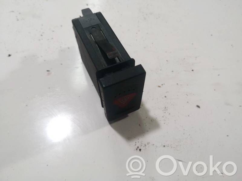 Botón interruptor de luz de peligro   3B0953235D,3B0953235D