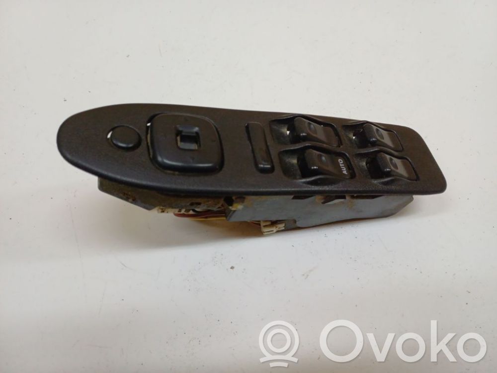 Mazda 323 Electric window control switch 