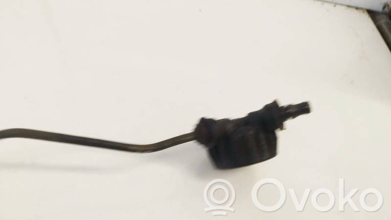 Volkswagen PASSAT B6 Tuyau d'embrayage