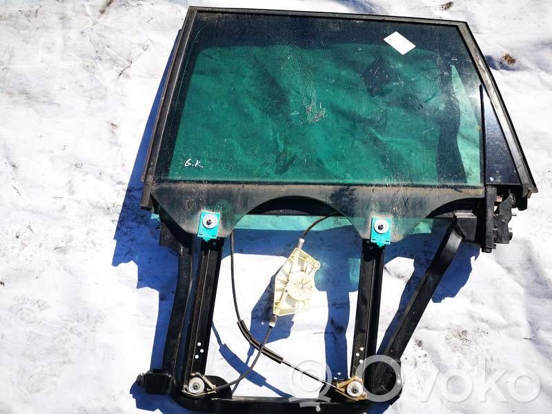 Volkswagen Touareg I Cornice del finestrino/vetro della portiera posteriore 