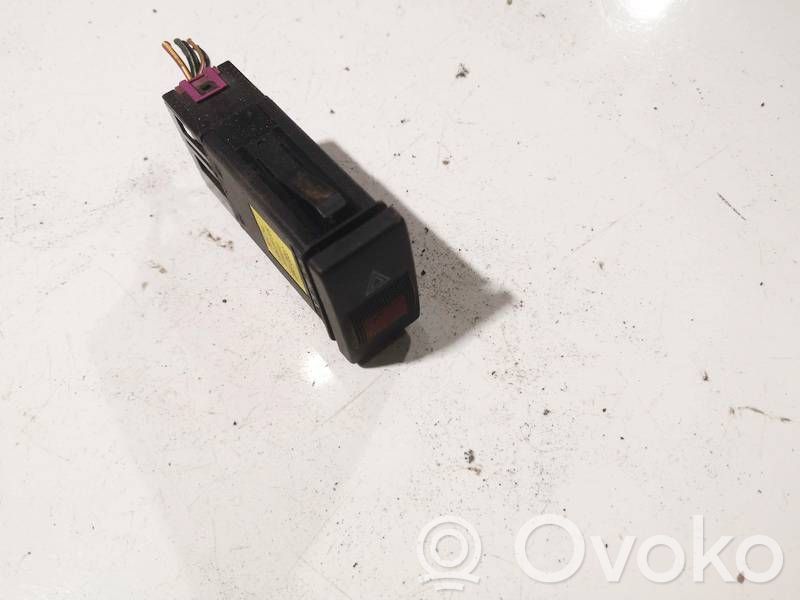 Schalter Warnblinkanlage   8D0941509C,8D0941509C