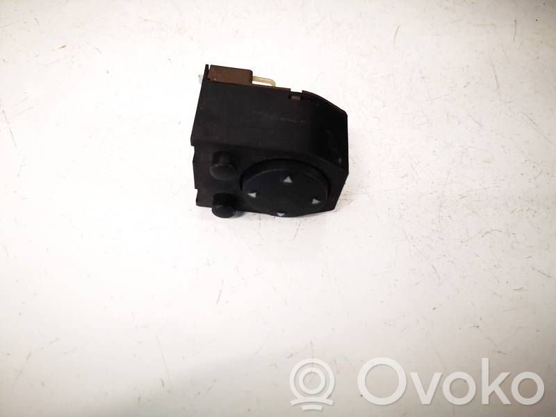 Audi A6 S6 C4 4A Interruttore specchietto retrovisore 