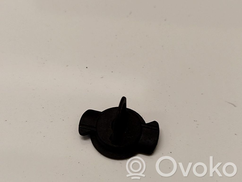 Opel Astra H Kita išorės detalė 