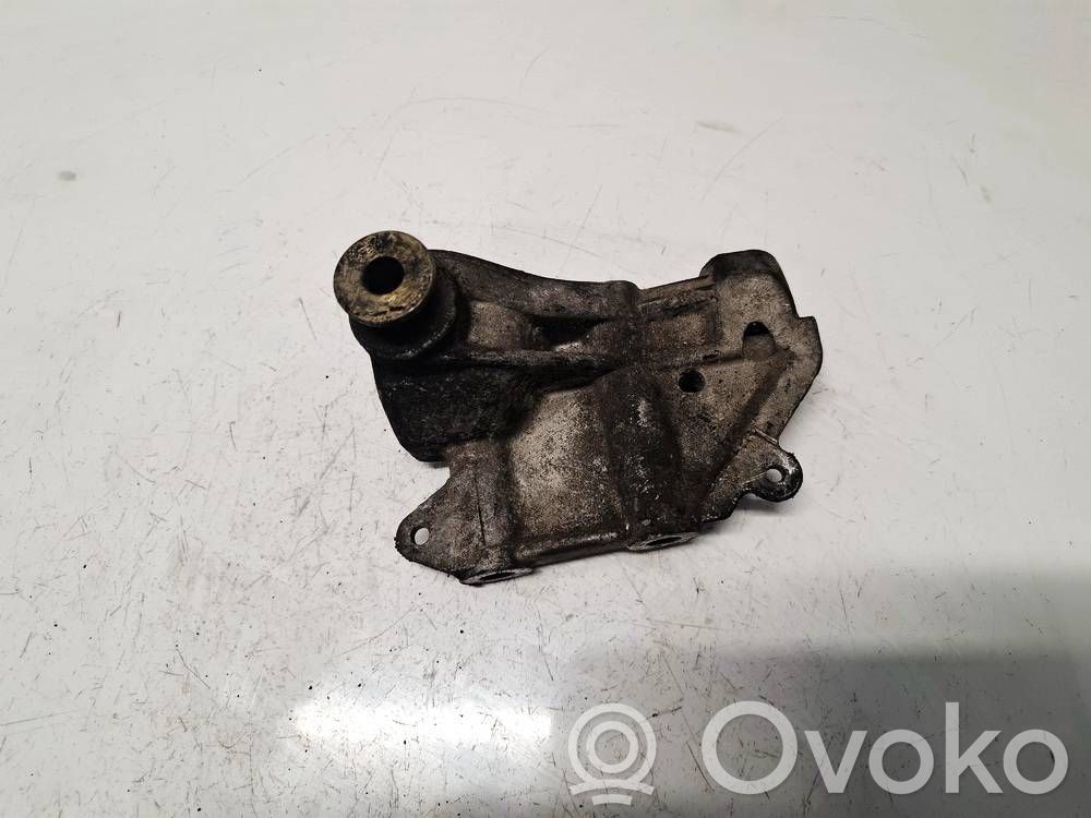 Engine mounting bracket   46539781,46539781,46539781