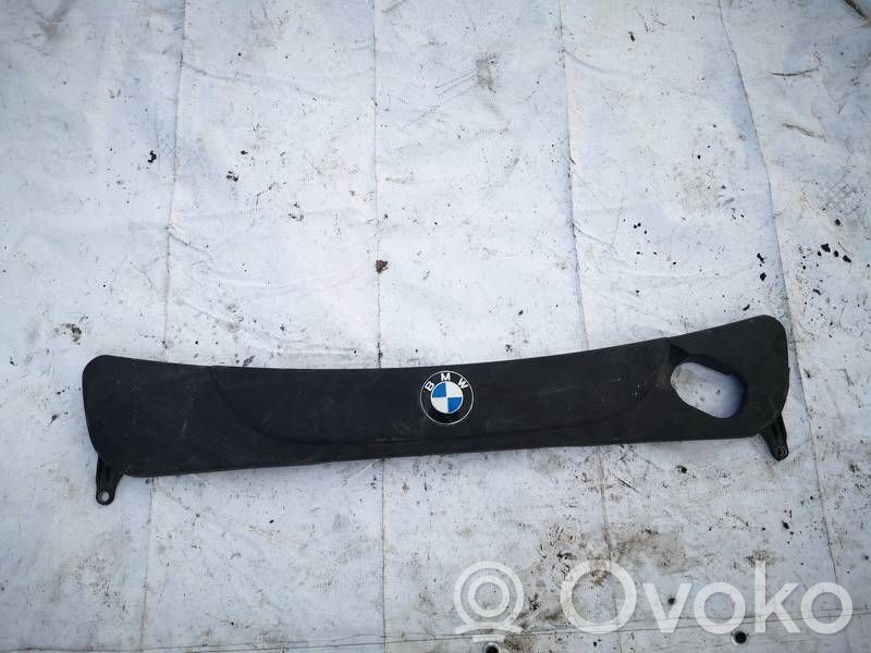 BMW 5 E60 E61 Engine cover (trim) 