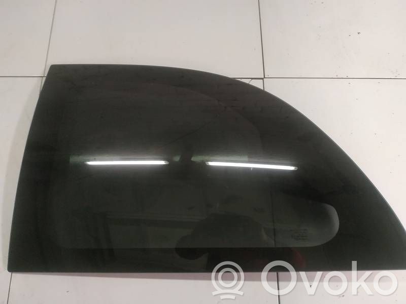 Chrysler Voyager Geam lateral spate 