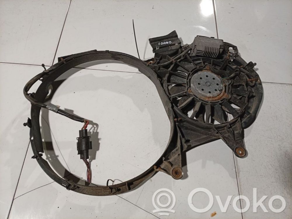 Audi A4 S4 B6 8E 8H Lüfterzarge