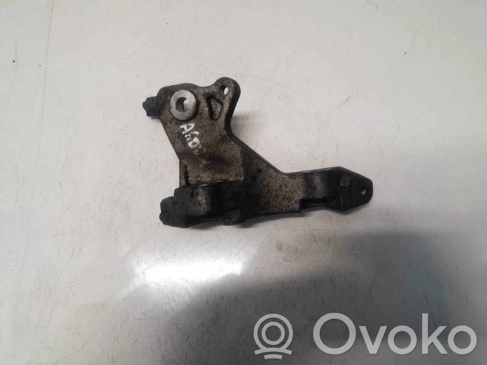 Nissan 350Z Supporto di montaggio del motore (usato) 