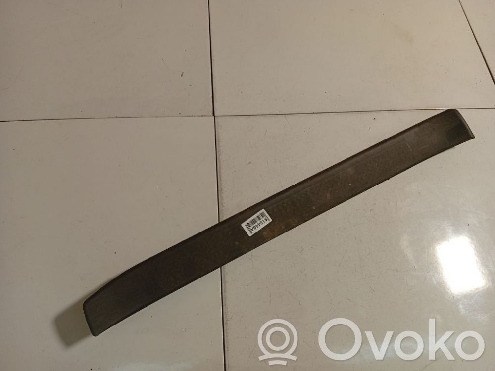 Audi A4 S4 B6 8E 8H Copertura del rivestimento del sottoporta anteriore 